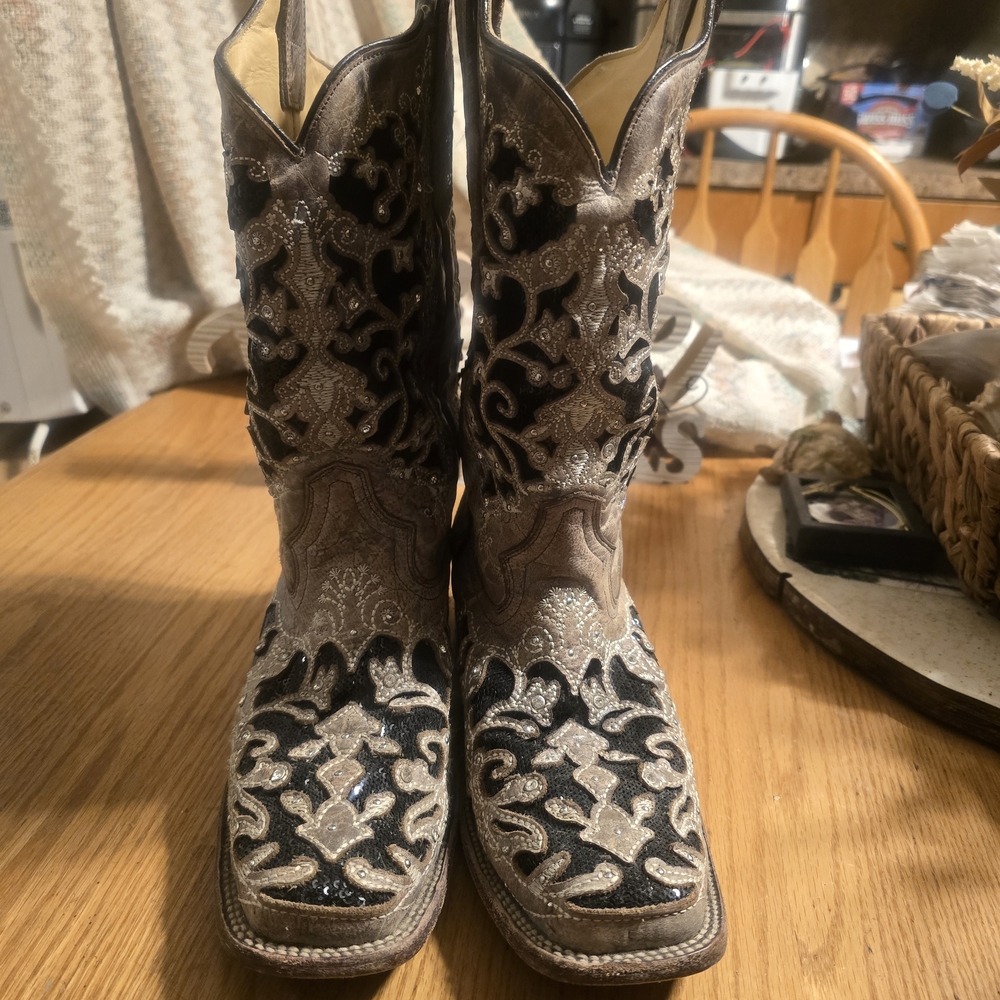 Women's Black and Silver Western Boots